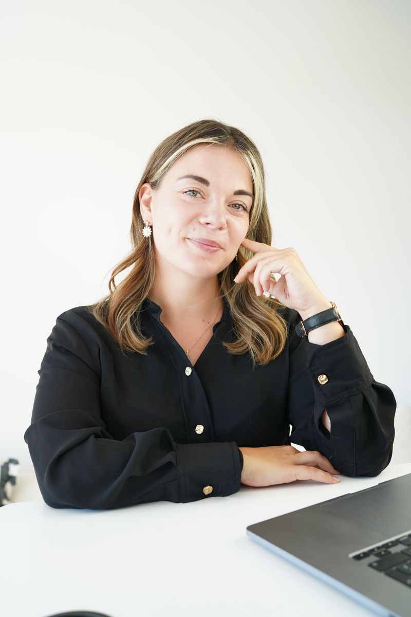 Emily Grossmann, Hospitality Inside Out